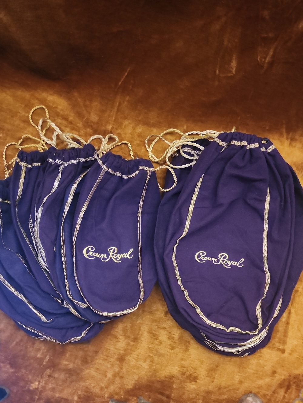 Sew Fabric 🧵🪡 (12pc) Crown Royal Purple Velvet Drawstring Bags
